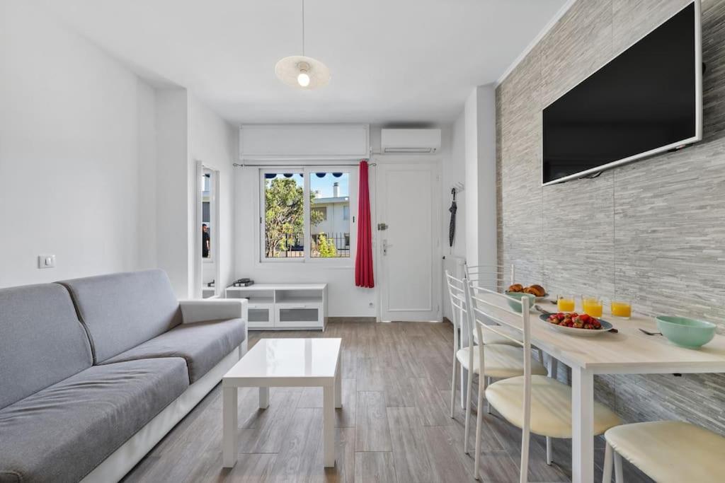 L'Oiseau Bleu - Terrasse - Parking Collectif - Climatisation Apartment Menton Ngoại thất bức ảnh